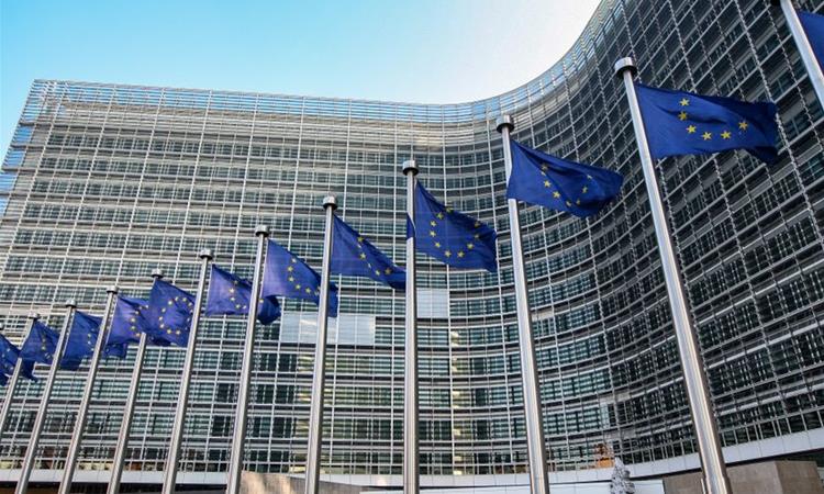 Европа ги затвора портите- на итен состанок во Минхен се договараат остри мерки и масовни депортации