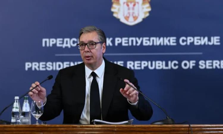 Вучиќ поднесе оставка и најави претседателски избори до крајот на декември (ВИДЕО) 