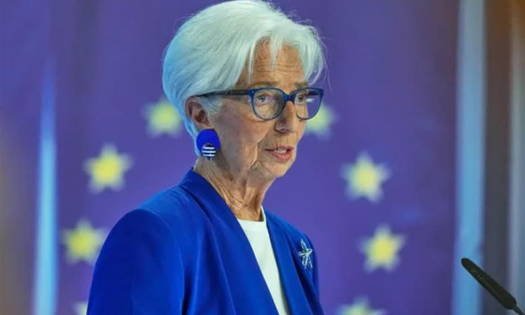 Лагард со предупредување: Енергетската криза истовремено ги зголемува цените и го кочи растот на Европа 