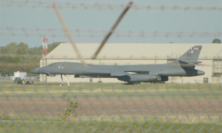 САД ги повлекоа сите свои бомбардери од британската воена база каде се случи инцидентот што го истражува полицијата 