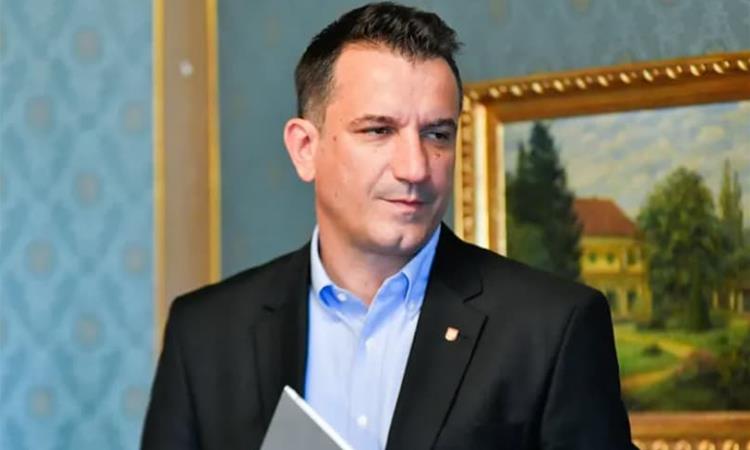Градоначалникот на Тирана се јави од затвор, сите се шокирани: Ова е невидено во историјата на Албанија (ВИДЕО)