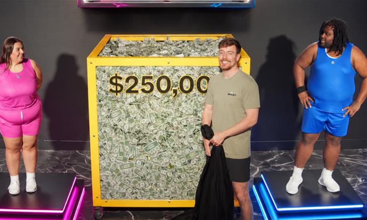 Најпознатиот Јутјубер им понуди 250.000 долари на двојка- условот е пред свадбата да ослабат 68 килограми (ВИДЕО)