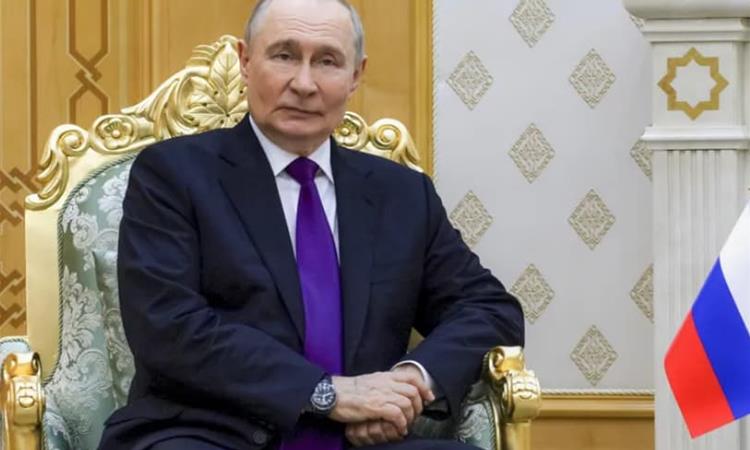 Чешкиот претседател е загрижен за Путин: Има опсесивен страв дека ќе го убијат, параноичен е и лошо информиран (ВИДЕО)
