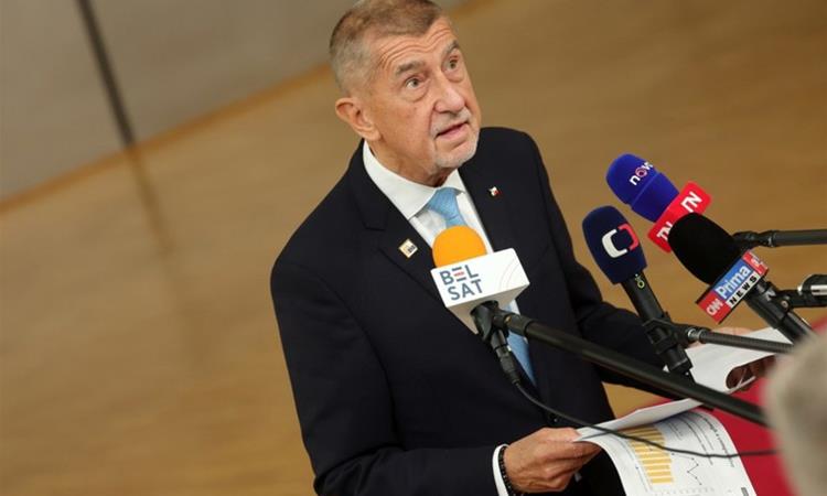 Чешката влада сака да ја укине задолжителната претплата за јавниот сервис- новинарите најавија штрајк 