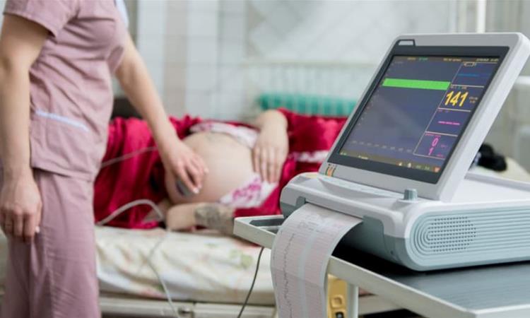 Десетгодишно девојче се јавила во болница поради болки во стомакот, докторите откриле дека е бремена- уапсен е очувот 