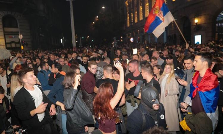 Дел од медиумите блиски до Вучиќ „мета“ на незадоволни граѓани, Студентската листа се оградува од инцидентите