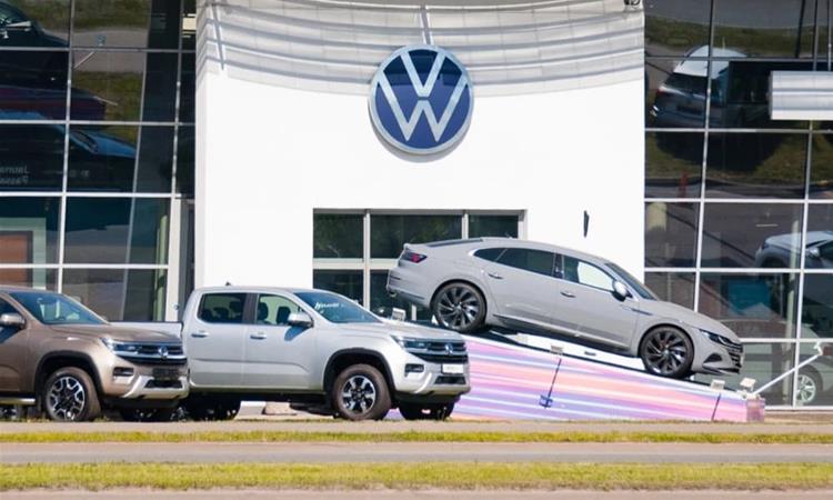 „Volkswagen“ бара спас во кинеската технологија