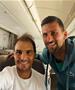 Новак Ѓоковиќ случајно го сретнал Рафаел Надал на лет кон САД, селфито го обиколи светот (ФОТО)
