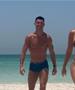 Видео: Кристијано и Георгина уживаат на плажа