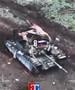 Украина објави снимка од купишта уништени руски тенкови: Пат до пеколот (ВИДЕО)