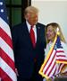 Трамп изјави дека „100 проценти ќе има трговски договор“ со ЕУ