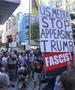 Филмски и ТВ сценаристи протестираа во Њујорк, поради суспензијата на Џими Кимел