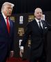 Срамен потег на Белата куќа: Трамп се јавил во ФИФА три пати за четири дена за да  поништи црвен картон! 