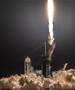Непланиран удар- делови на ракетата на Маск би требало да удрат во Месечината 