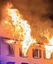 Пет лица се исчезнати во пожар во Швајцарија, осум повредени