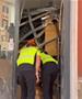 Се урна кат од зграда во центарот на Рим- спасувачите извлекуваат преживеани од урнатините (ВИДЕО)