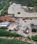 Катастрофални поплави на Крит: Загина фармер, надојдените води носат сѐ пред себе (ВИДЕО)