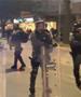 Курти низ задниот влез го напушти собранието поради демонстрантите за ОВК, го изведе обезбедувањето 