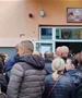 Србите од Косово со автобуси и автомобили масовно заминаа да гласаат во Србија- застој на границата (ВИДЕО)