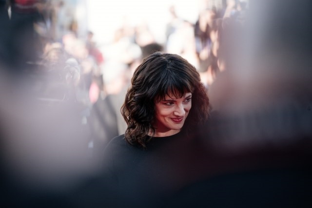 Сепак лажела– се појавија фотографии од холивудските актери во кревет