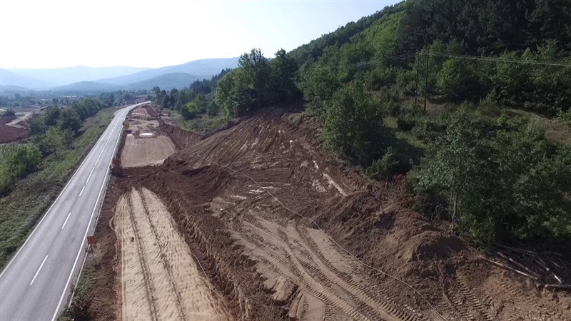 Нови два анекса на договорот за автопатот Кичево-Охрид, најавена интензивна изградба