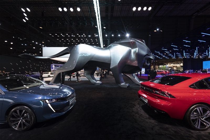 Peugeot со три светски премиери на Интернационалниот саем во Париз!