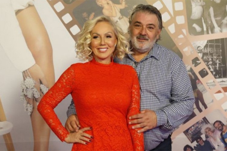 Боба со подарок од 30 000 евра ја израдувал сопругата Брена