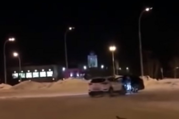 Видео: Го пронашла мажот со љубовницата, по што брутално и се осветила!!!