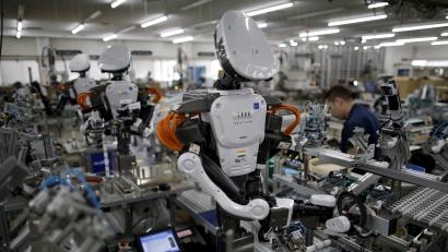 Американските компании “вработиле“ 28.478 роботи за една година