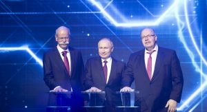 Путин на отворање на руска фабрика за Мерцедеси