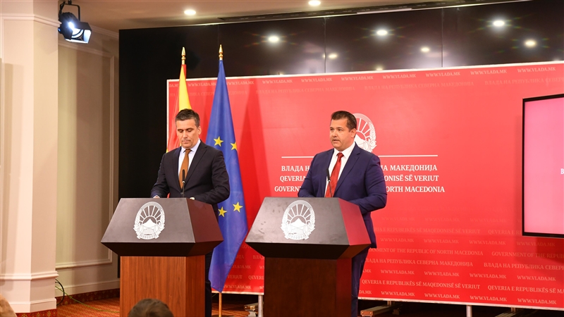 Бошњаковски: Посетата на папата е афирмација на меѓународната позиција на земјата