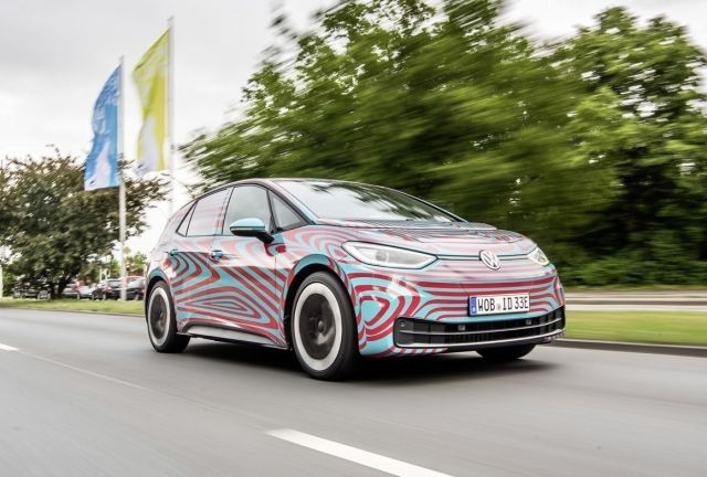 Наскоро пристигнува новиот хит на VW – има предност пред Голф (ВИДЕО)