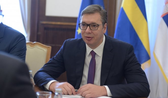 Американски сенатори денеска во Белград ќе разговараат со претседателот на Србија