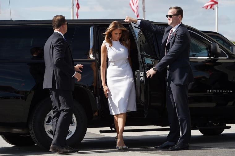 Фото: Меланија Трамп дама со стил!!!