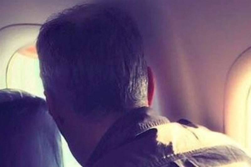 Патник во авион ги згрози сите со своето однесување (ФОТО)