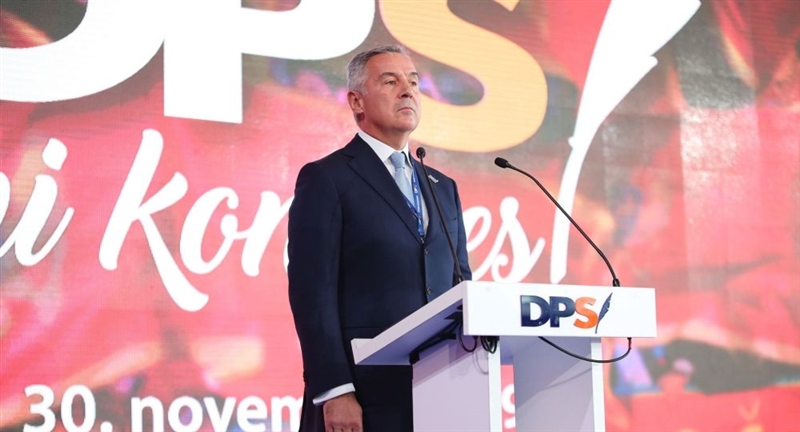 Ѓукановиќ реизбран за лидер на владејачката партија во Црна Гора 