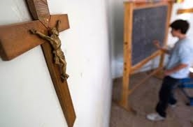 Австриската народна партија бара да се постават крстови во сите училници во Виена