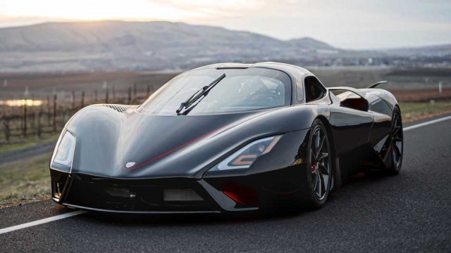 „SSC Tuatara“ е суперавтомобил со 1.750 коњски сили