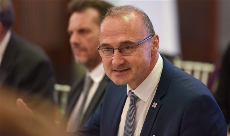 Хрватска го поддржува европскиот пат на Тирана и Скопје