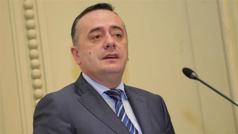 Српски министер: По препорака на докторите поради коронавирусот, становите ќе останат топли 24 часа