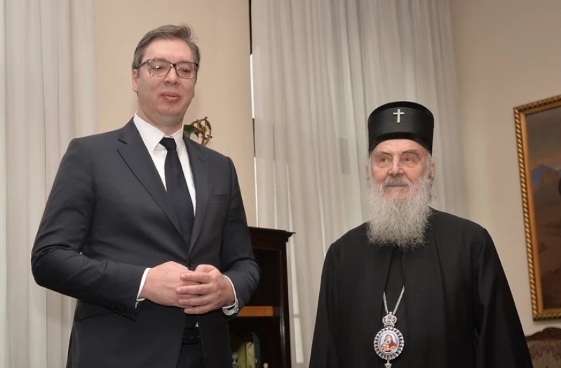 Србија за Велигден во целосен карантин , Вучиќ се обрати по средбата со патријархот