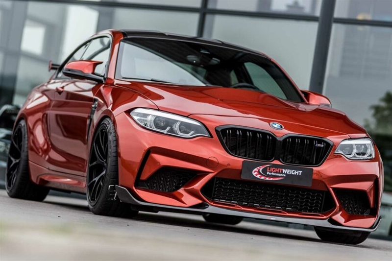 „BMW M2 Competition“ е уште полесен и уште помоќен