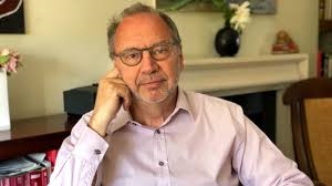 Научникот кој ја открил еболата , раскажува како за малку ќе умрел од корона