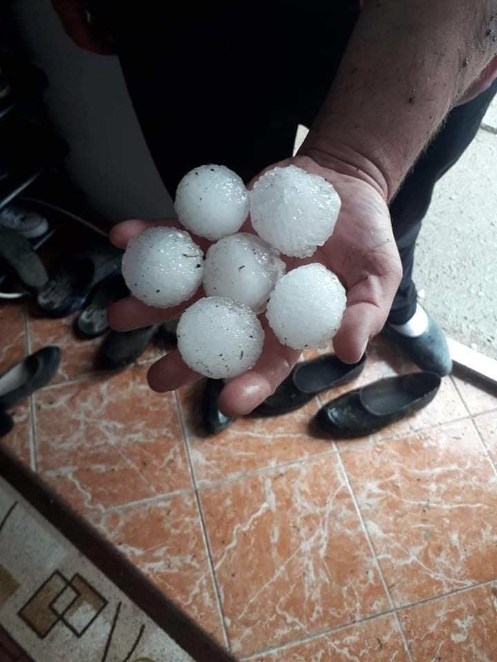 Видео: Силно невреме во Србија, градот предизвика огромна штета