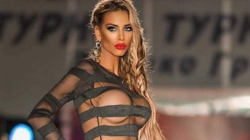 Гола старлета од Хрватска се кандидира на избори (ФОТО)