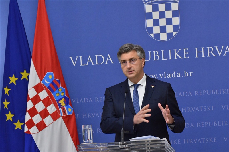 Хрватска ги отвори границите за туристите, не важи за Србија и Македонија