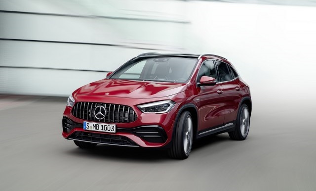 Позната е цената на новите „AMG GLA“ модели од Мерцедес