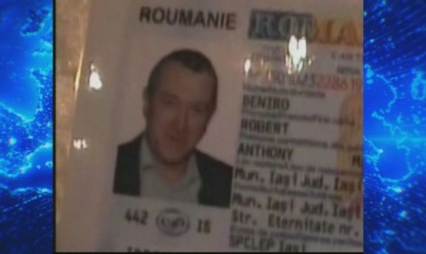 Романската полиција уапси дилер на дрога со лажна лична карта со името и фотографија на  Роберт Де Ниро
