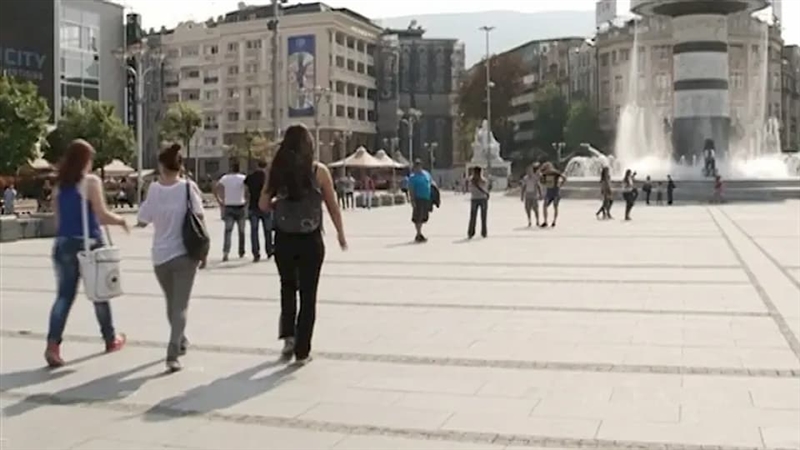 Населението во земјава старее, се зголемува бројот на починати, се намалува бројот на родени