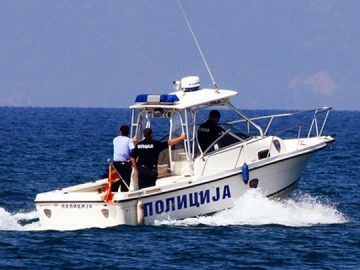 Пограничен инцидент во Охридското езеро, полицијата испукала предупредувачки куршуми 